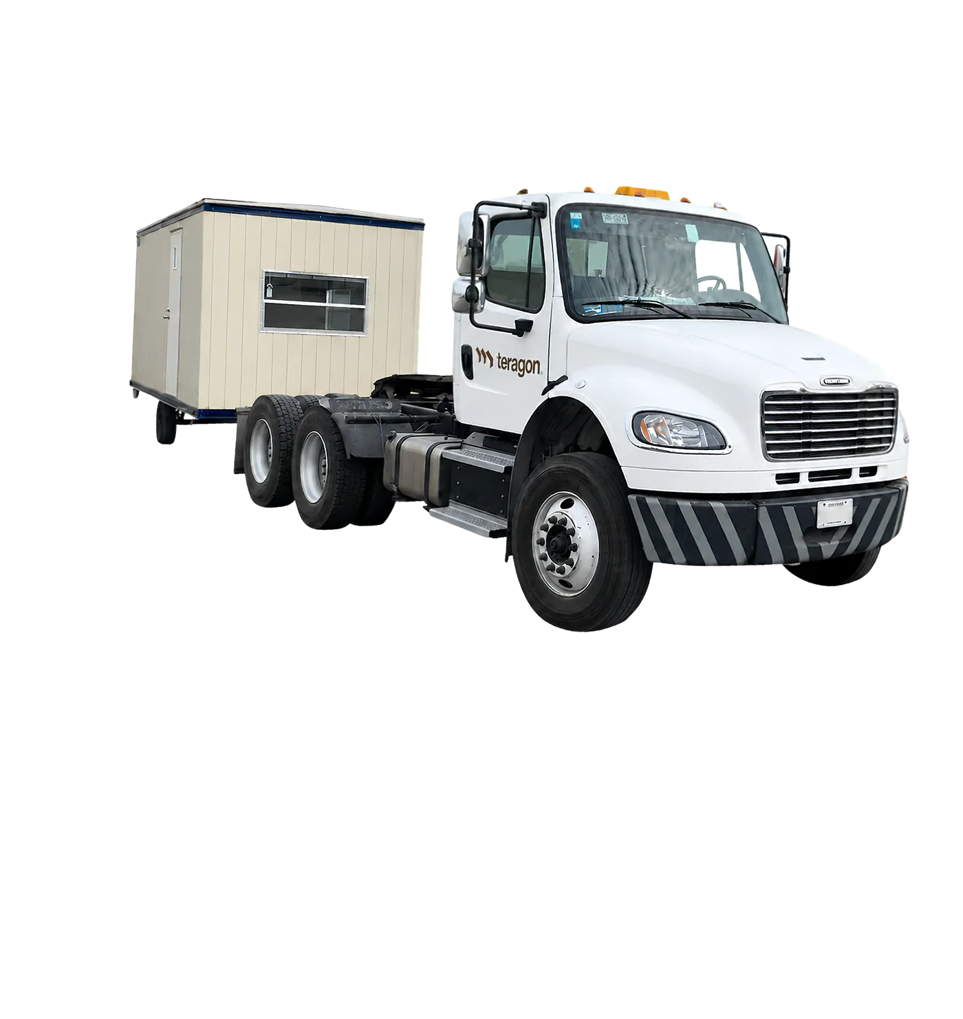Camión Teragon transportando una caseta modular